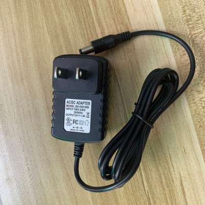 plug  power supply Input: AC100-240V,  Output: 5VDC, 12W 1A